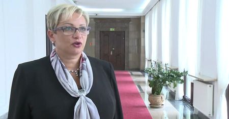 Oszuści podszywają się pod MF