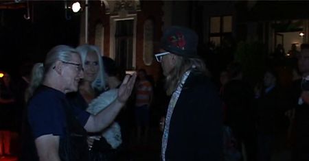 Prowokacyjne zachowanie Kory [Bez komentarza]