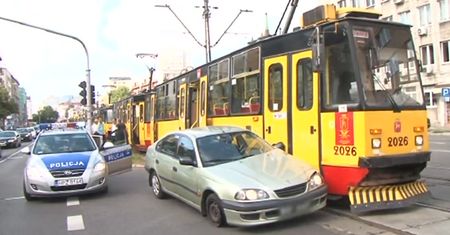 Wypadek samochodowy w Warszawie