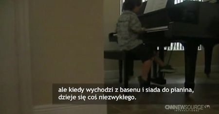 Pięciolatek zadziwia grą na pianinie