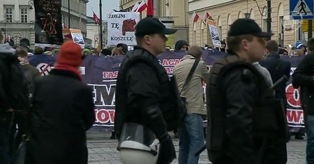 Demonstracja antyfaszystów w Warszawie