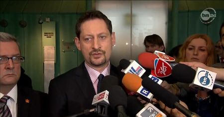 Ryfiński: Kuriozalny wyrok ws. krzyża