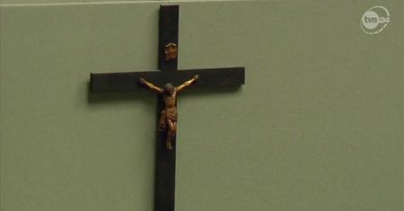 Krzyż zostaje w sejmie. Jest wyrok sądu