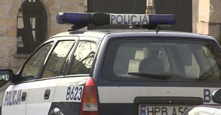 Matka i dziecko z ranami kłutymi już po operacji