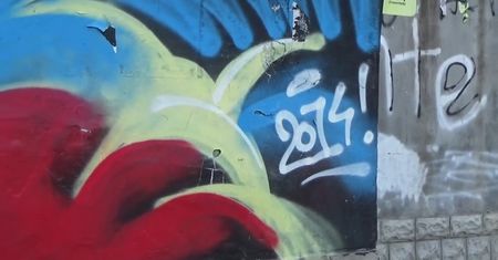 Prorosyjski malunek w Symferopolu [Relacja WP.PL z Krymu]