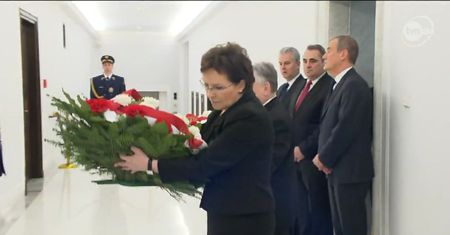 W Sejmie uczczono pamięć ofiar katastrofy smoleńskiej