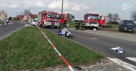 Motocyklista potrącił rodzinę na pasach