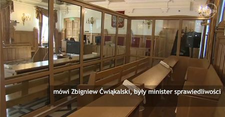 Ćwiąkalski o przeszukaniu celi Trynkiewicza