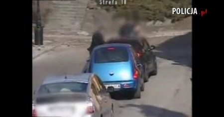 Poznań. Ukradł blokadę i zaparkował ulicę dalej