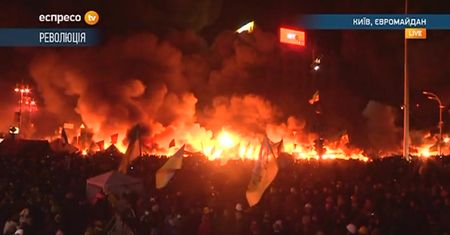 Berkut zajął część Majdanu