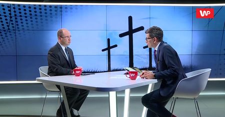Zaskoczenie w studiu. Adam Bielan o rządach "krasnoludków"
