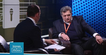 Maszyny nie zawsze zastąpią człowieka. Prezes banku mówi, o jakie przypadki chodzi