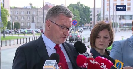 Działka Morawieckiego. Żona premiera gotowa oddać pieniądze na cele charytatywne