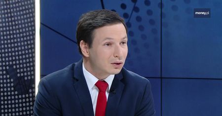Money. To się liczyć