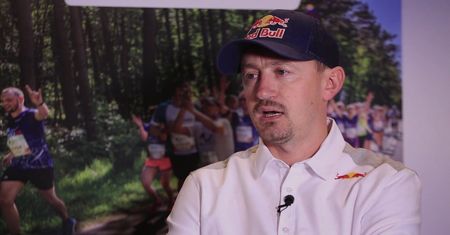 Adam Małysz: Ronny Hornschuh przeraził się skalą zainteresowania skokami w Polsce [2/5] [Sektor Gości]
