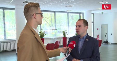 Piątek zarzuca wiceministrowi współpracę z Rosją. "To stek bzdur"