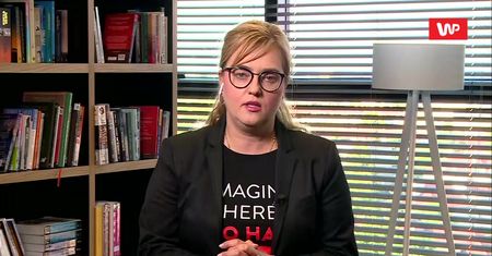 "Donald Tusk jak Adolf Hitler". Magdalena Adamowicz komentuje kontrowersyjną grafikę