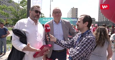Wojciech Drzyzga i Tomasz Swędrowski w Alei Gwiazd. "Trafiliśmy na złoty okres polskiej siatkówki"
