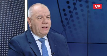 Jacek Sasin zbulwersowany wpisem Bartłomieja Sienkiewicza