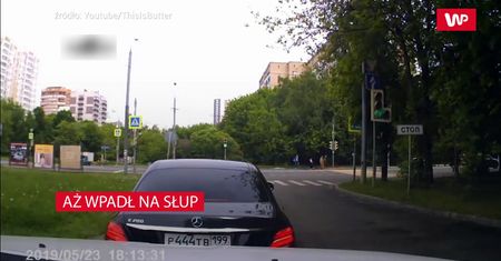Wyjechał na skrzyżowanie. Zarejestrował mrożącą krew w żyłach scenę