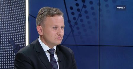 Polacy dowiedzą się, ile naprawdę mają na emeryturę? Marczuk uchyla rąbka tajemnicy