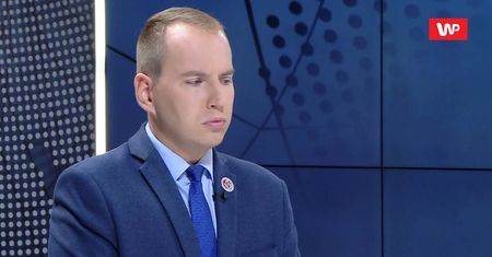Kontrowersyjne słowa prof. Płatek o PiS. Andruszkiewicz odpowiada