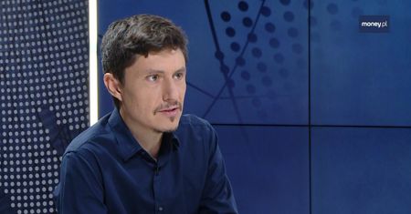 Nie każdy może odejść z pracy, żeby zaopiekować się chorymi rodzicami. Dlatego wymyślił nową usługę: mlodszybrat.pl