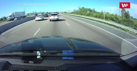 Wypadek na autostradzie. "Zabiłby całą rodzinę"