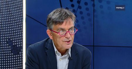 Płaca minimalna. Nauczycielka zarobi mniej od sprzątaczki