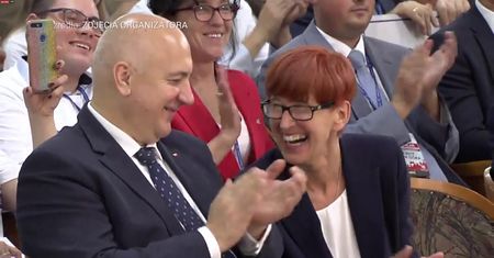 Zielona Góra. Jarosław Kaczyński żartuje na konwencji