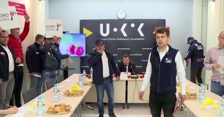 Rolnicy przerwali konferencję prezesa UOKiK