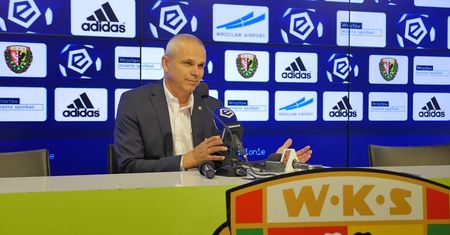 Śląsk - Zagłębie. Vitezslav Lavicka: To była dobra reklama piłki