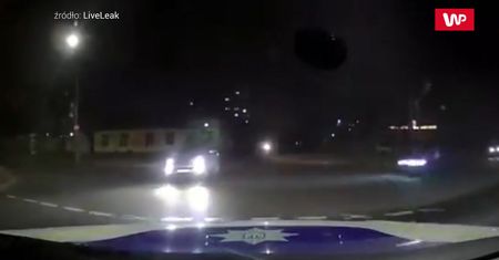 Centralnie przed policją. Nagranie z radiowozu