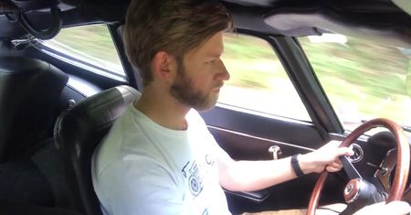 Toyota 2000GT - dźwięk silnika w trakcie jazdy