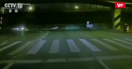 Nagle po prostu runął. Nagranie kierowcy