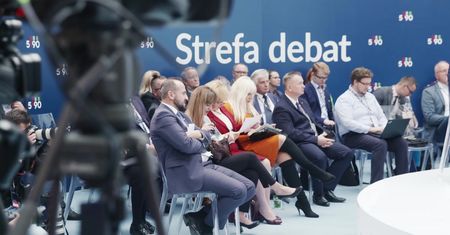 Kolej dotrze do kolejnych stu miast w Polsce. To koniec białych plam na mapie transportowej kraju