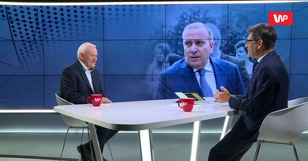 "Rodzina Adamsów" opozycji. Leszek Miller ma żal