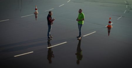 Kodeks Bezpiecznej Drogi z Skoda Auto Szkoła- Odcinek 4- Hamowanie na śliskiej nawierzchni
