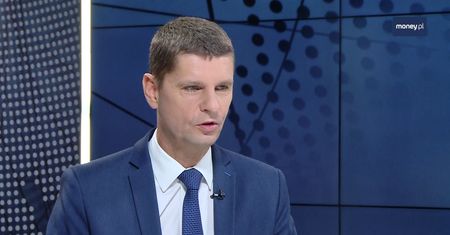 Rodzice uczniów szykują pozew. Mocna odpowiedź ministra
