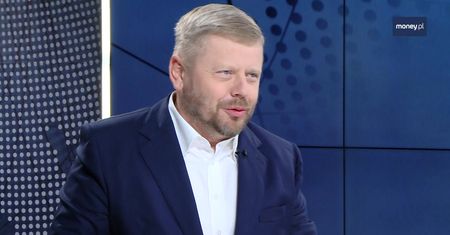 Podatek handlowy wraca w dziwnej formie. "Za chwilę będzie też podatek mostowy i płotowy"
