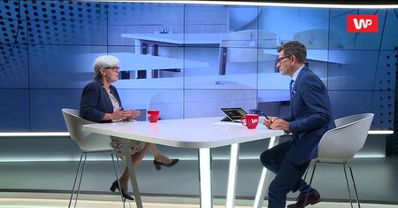 "Rżną głupa i malują trawę na zielono". Kluzik zarzuca PiS kłamstwo