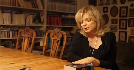 Katarzyna Grochola w "Prologu": Ofiara gwałtu ma siedzieć cicho