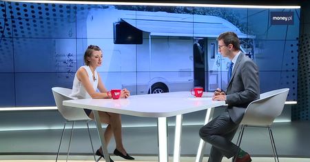 "Dom na plecy i jedziemy". Sprawdzamy, ile kosztują wakacje w kamperze