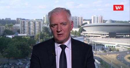 Europosłowie z PiS nie wstali w PE. Jarosław Gowin: powinni
