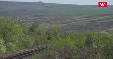 Wyjechał zza zakrętu. Trzeba było od razu zatkać nos