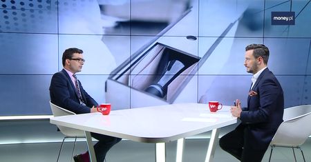 Alkohol w prezencie. Ekspert: cena nie rośnie z jakością