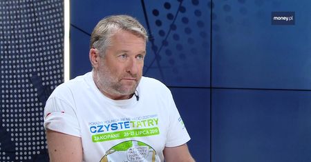 Sonik: zapędzanie do kościoła zakazem handlu to ciemnogród