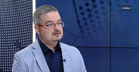 Panele fotowoltaiczne w blokach. Sąsiedzi się nie godzą. "Znam przykre historie"