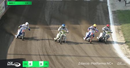 Mistrzowie jedną nogą w finale. Zobacz skrót meczu forBET Włókniarz Częstochowa - Fogo Unia Leszno