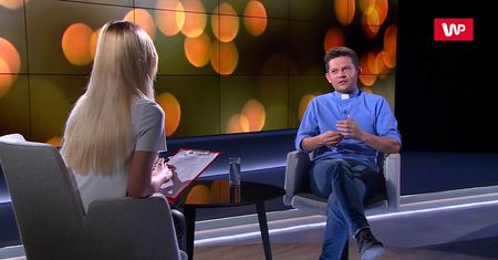 "Bycie księdzem nie jest atrakcyjne". Duchowny o kryzysie kapłaństwa